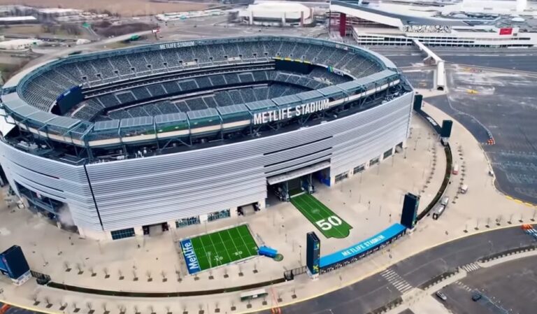 METLIFE STADIUM