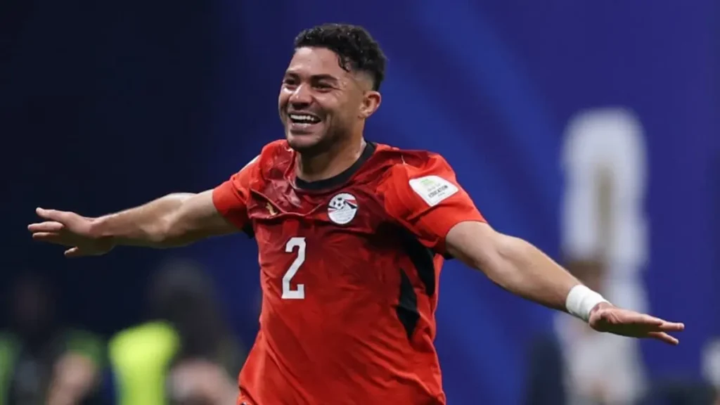 yasser ibrahim merayakan gol sundulanya
